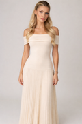 Susan | Timeless Elegant Off-Shoulder Maxi Dress