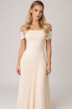 Susan | Timeless Elegant Off-Shoulder Maxi Dress